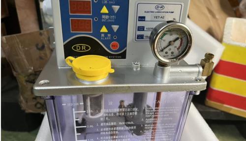 Bơm dầu tự động: YET-A2-3L, 4L